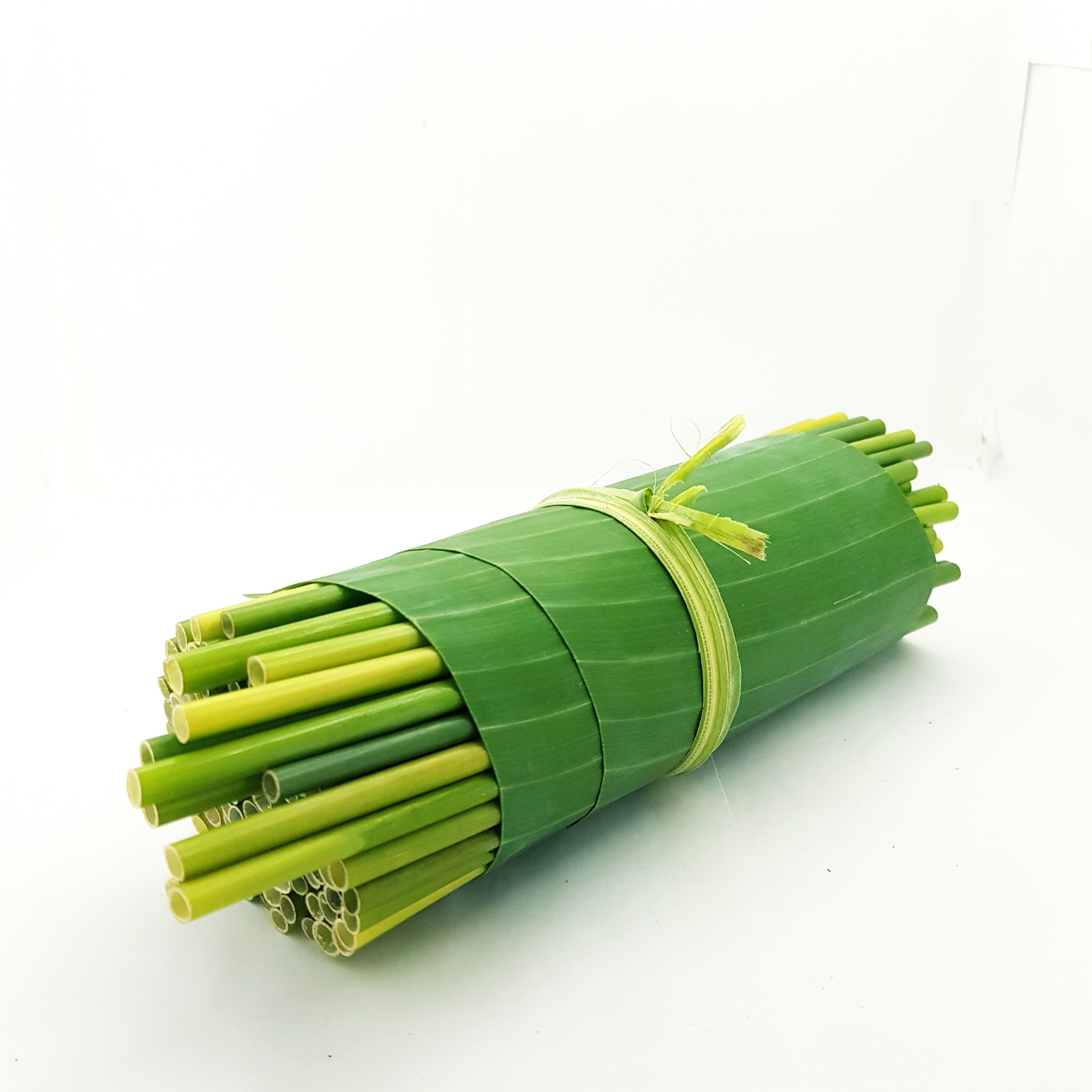 Ống hút cỏ bàng Grass Straw là đại diện hoàn hảo cho sản phẩm xanh.